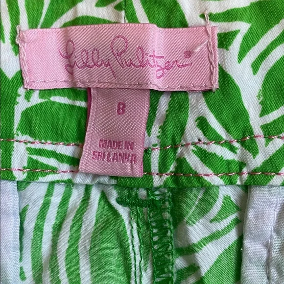 Lilly Pulitzer Callahan Shorts In Kelly Green & White - Picture 4 of 7